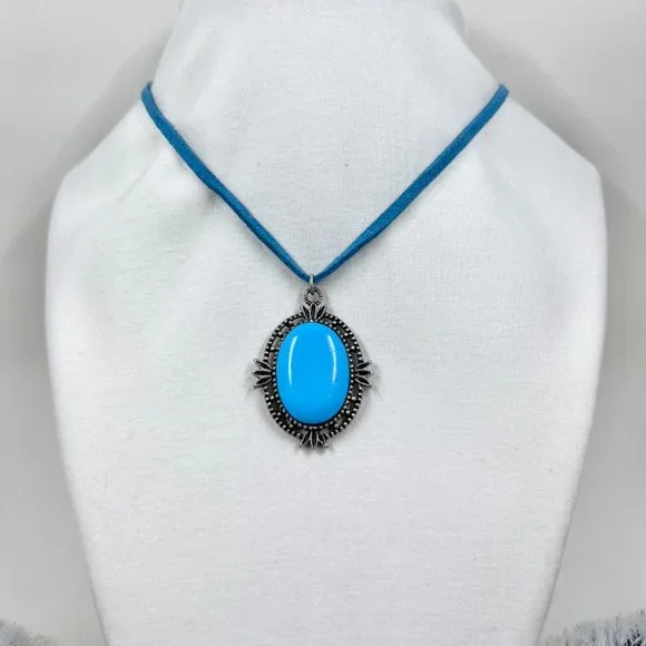 NWT - Robert Rose - Turquoise Color Semi Precious Stone Pendant 16” Necklace - Picture 2 of 9